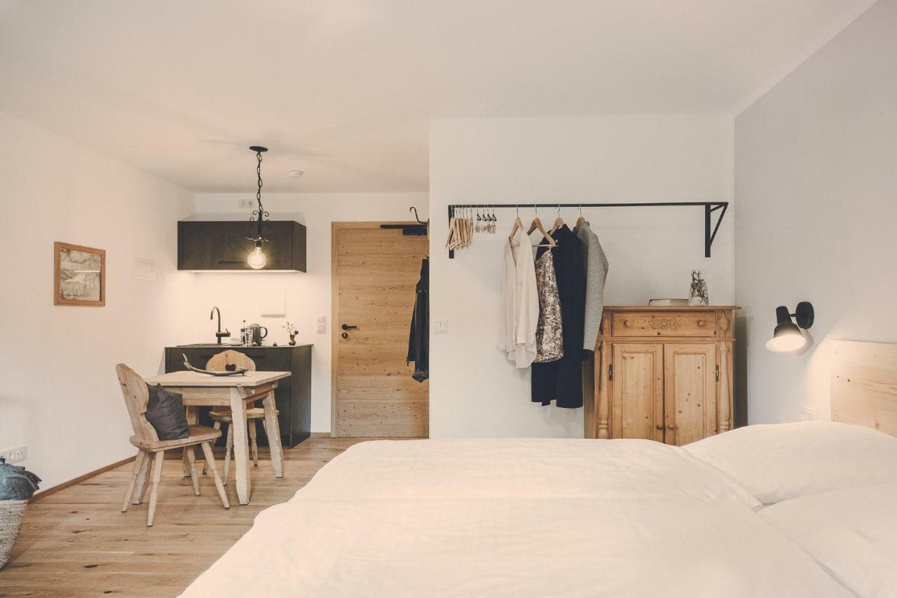 טגרנסה Der Lederer Hof - Boutique Apartments מראה חיצוני תמונה