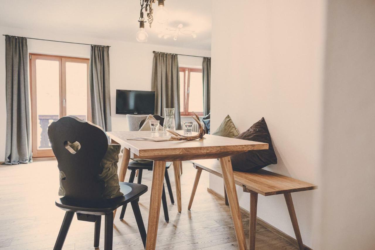 טגרנסה Der Lederer Hof - Boutique Apartments מראה חיצוני תמונה