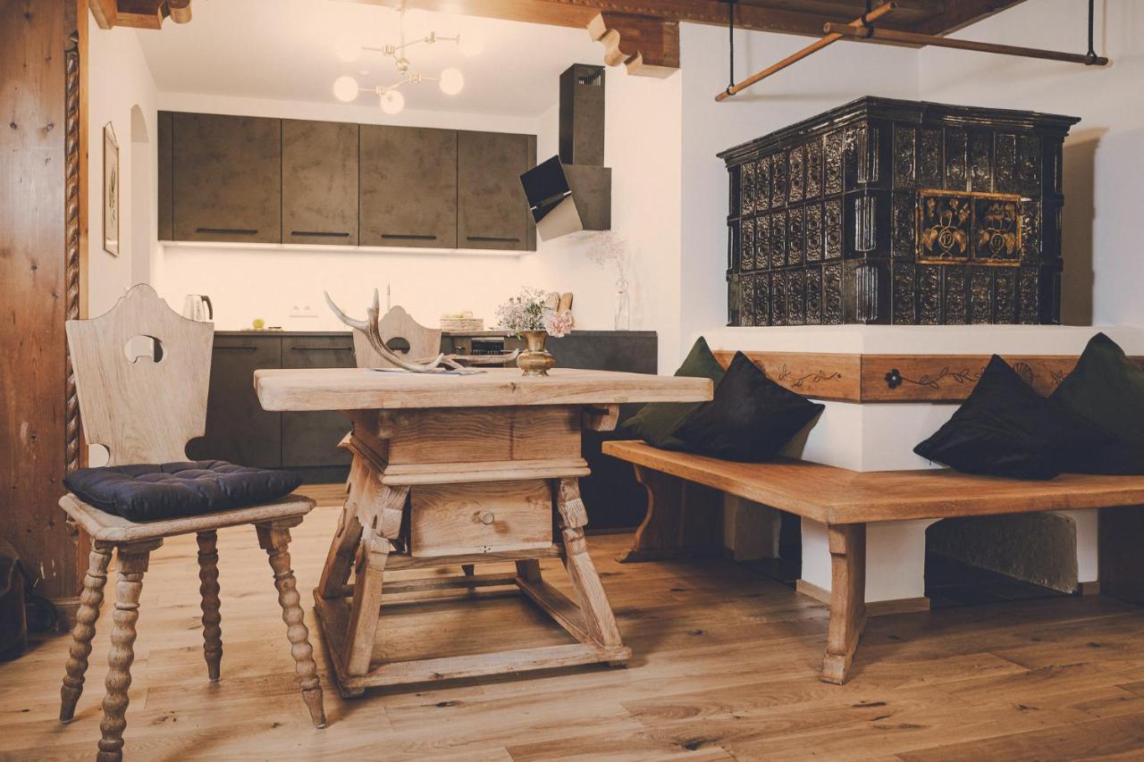טגרנסה Der Lederer Hof - Boutique Apartments מראה חיצוני תמונה